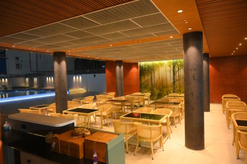 hotelgoldenpark.com Photos